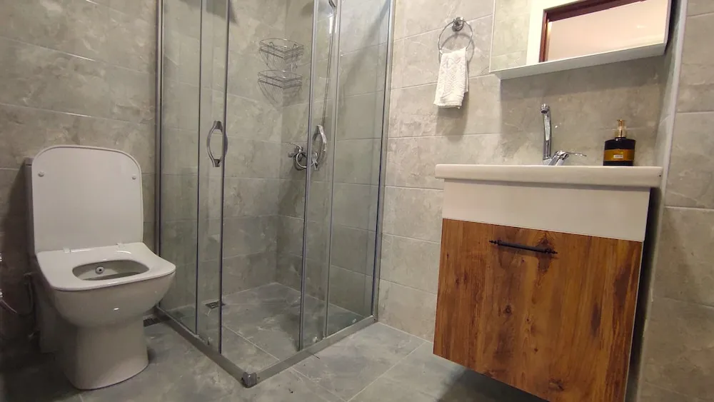 Comfort Tek Büyük Yataklı Oda