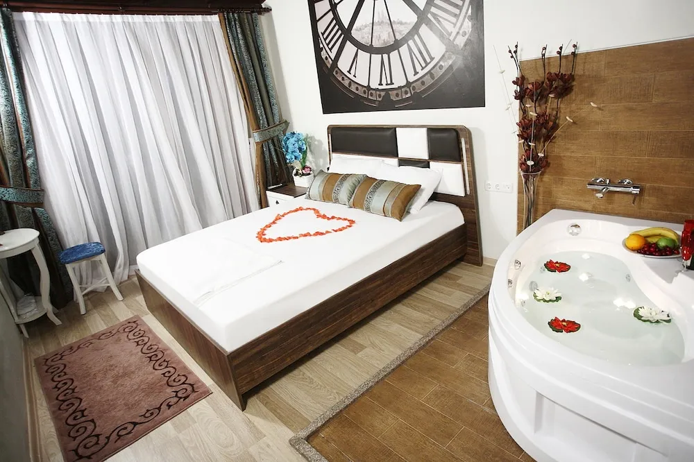 Deluxe Süit, 1 Yatak Odası, Sıcak Su Küveti