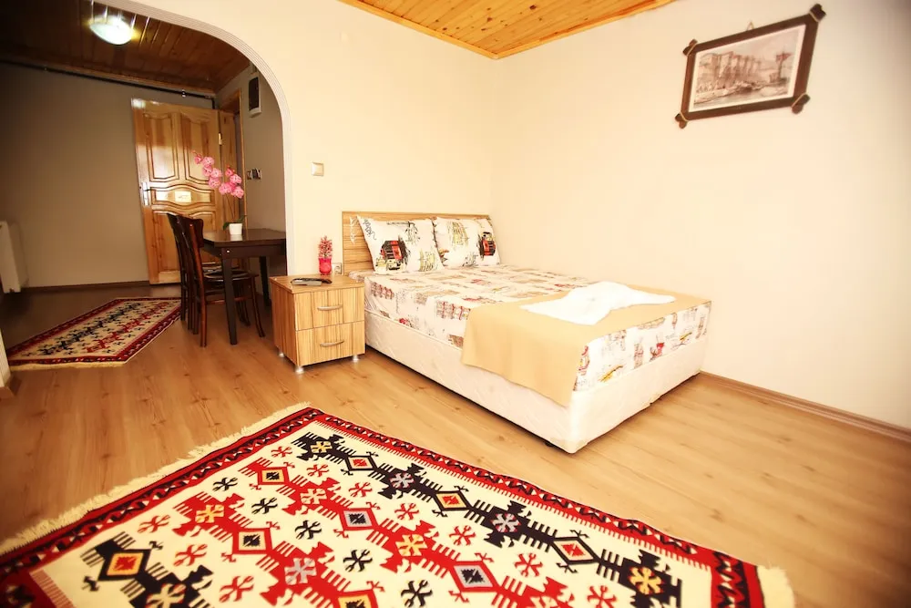 Grand Çatı Katı Süiti (Penthouse)