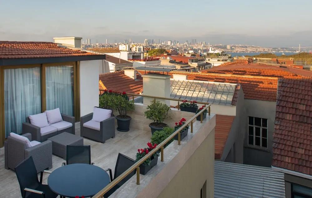 Çatı Katı Süiti (Penthouse), Deniz Manzaralı