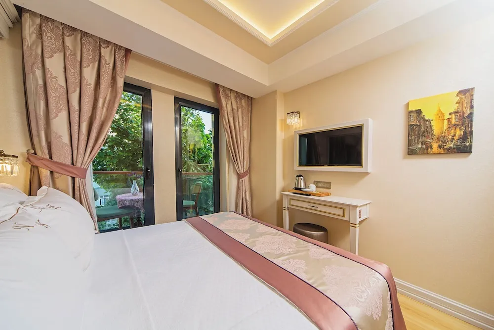 Standard Tek Büyük veya İki Ayrı Yataklı Oda, 1 Yatak Odası, Balkon, Şehir Manzaralı