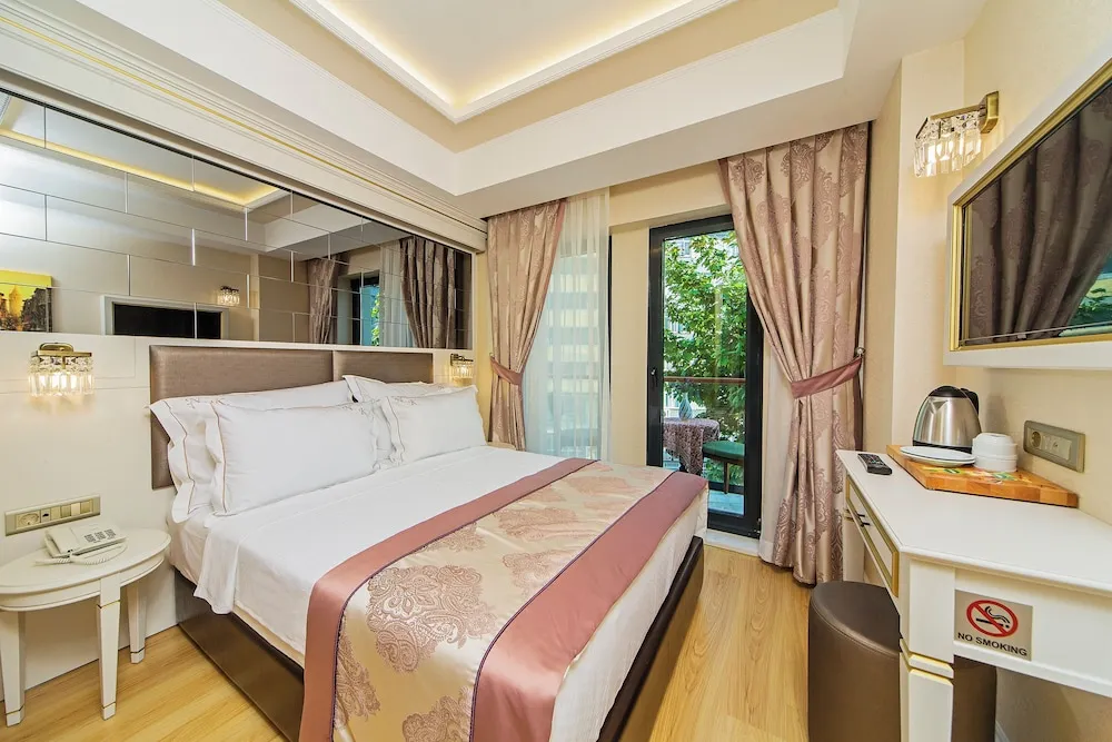 Standard Tek Büyük veya İki Ayrı Yataklı Oda, 1 Yatak Odası, Balkon, Şehir Manzaralı