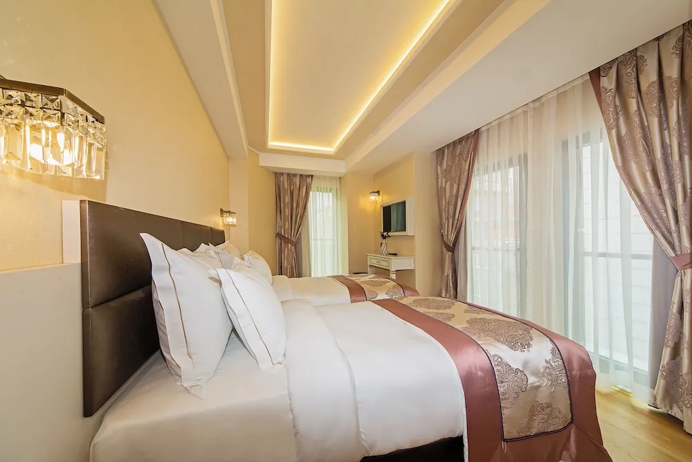 Standard Üç Kişilik Oda, Şehir Manzaralı