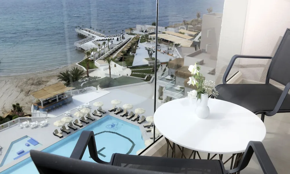Superior Tek Büyük Yataklı Oda, Deniz Manzaralı
