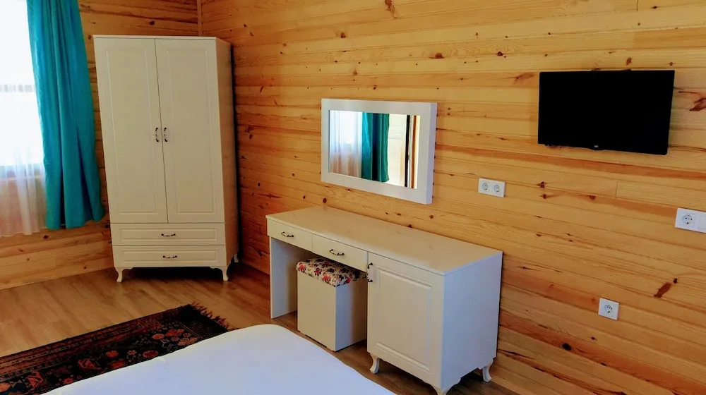 Deluxe Bungalov, 1 Yatak Odası, Bahçe Manzaralı, Bahçeli