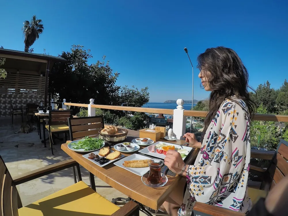 Economy Tek Büyük Yataklı Oda