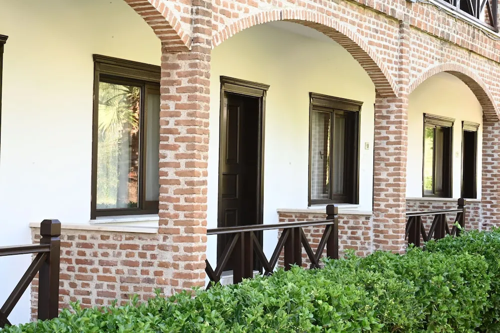 Deluxe Oda, 1 Çift Kişilik Yatak, Balkon/Veranda, Bahçe Manzaralı