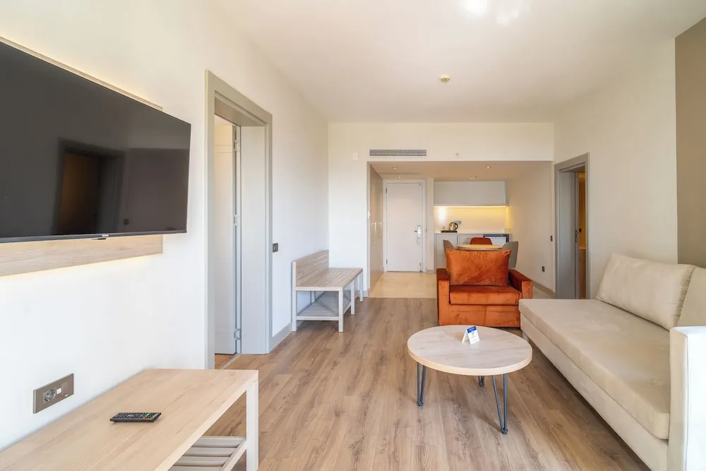 Deluxe Family Room with Sea View