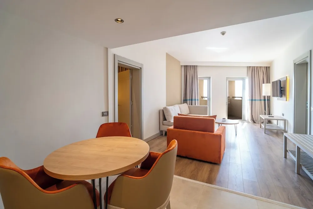 Deluxe Family Room with Sea View