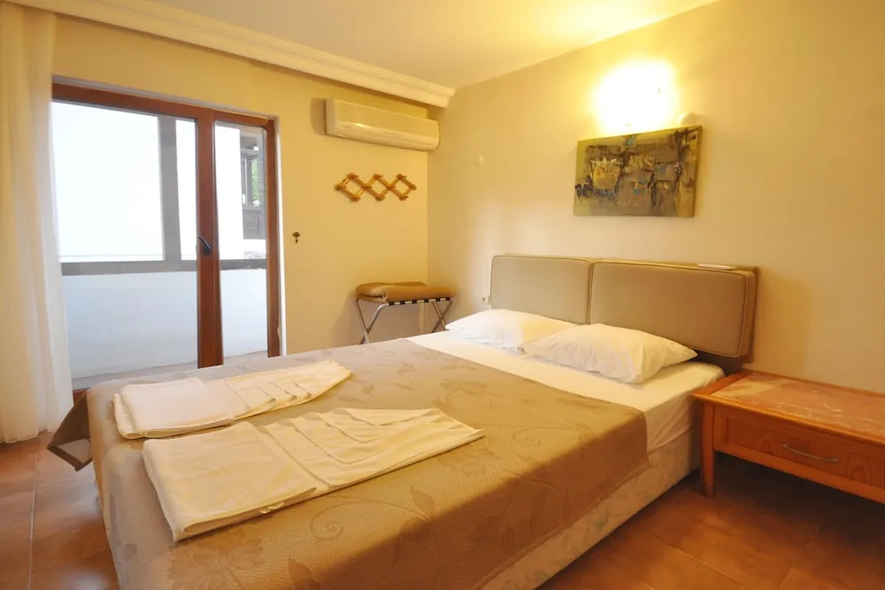 Oda, Balkon, Deniz Manzaralı