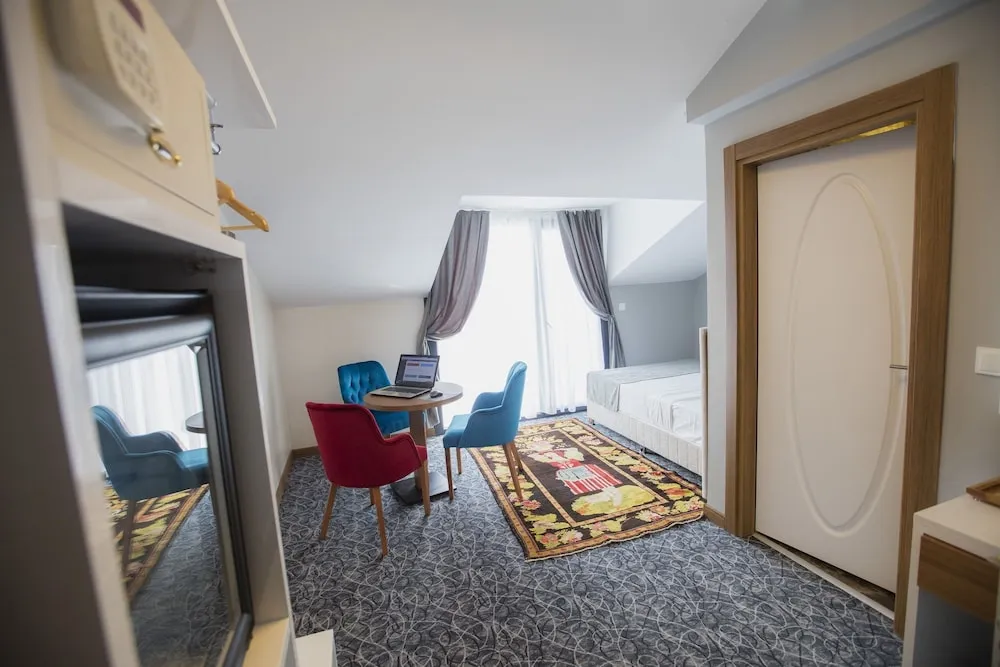 Family Süit, 1 Yatak Odası, Balkon/Veranda, Şehir Manzaralı