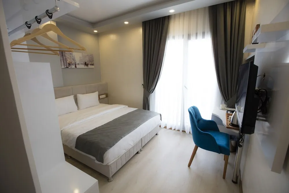 Deluxe Tek Büyük veya İki Ayrı Yataklı Oda, Şehir Manzaralı