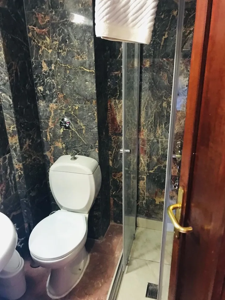 Standard Üç Kişilik Oda