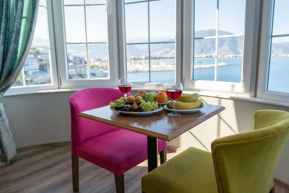 Deluxe Büyük Yataklı Tek Kişilik Oda, 1 Çift Kişilik Yatak, Deniz Manzaralı, Denize Bakan