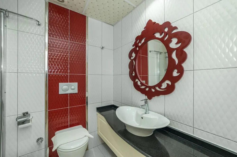 Superior Room with Balcony Garden or Pool View