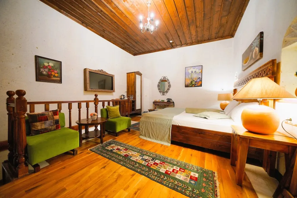 Deluxe Tek Büyük Yataklı Oda