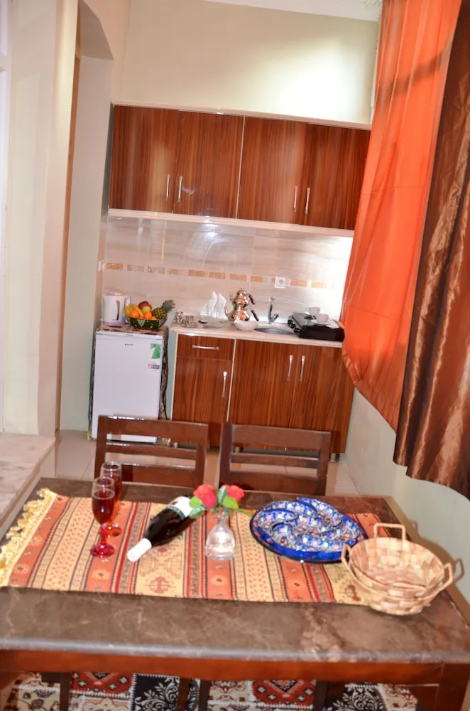 Süit, Bahçe Manzaralı