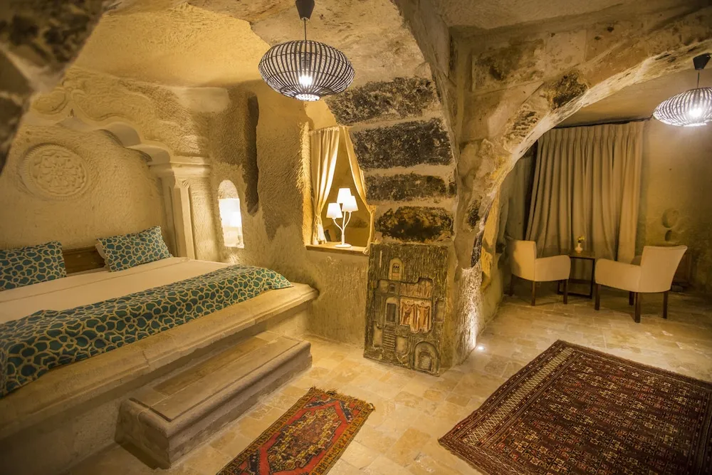 Grand Cave Suite