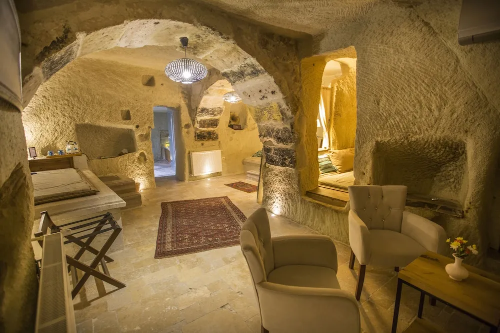 Grand Cave Suite