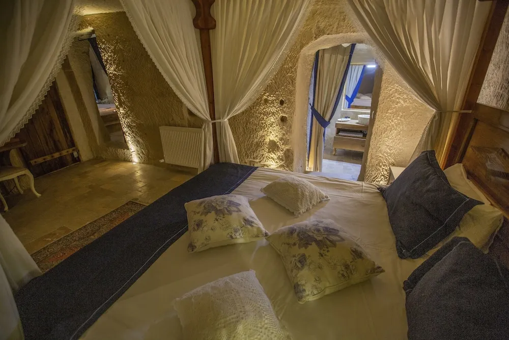 Honeymoon Süit (Cave)