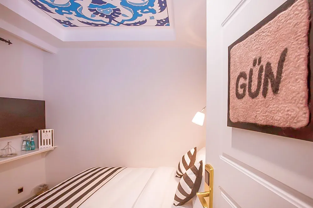 Economy Tek Büyük Yataklı Oda