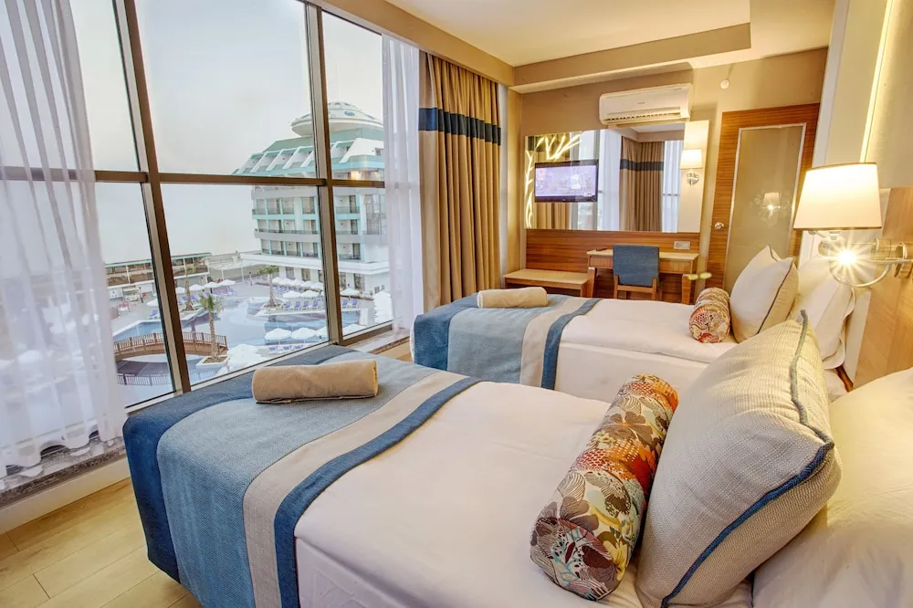 Standard Side Sea View Single Room