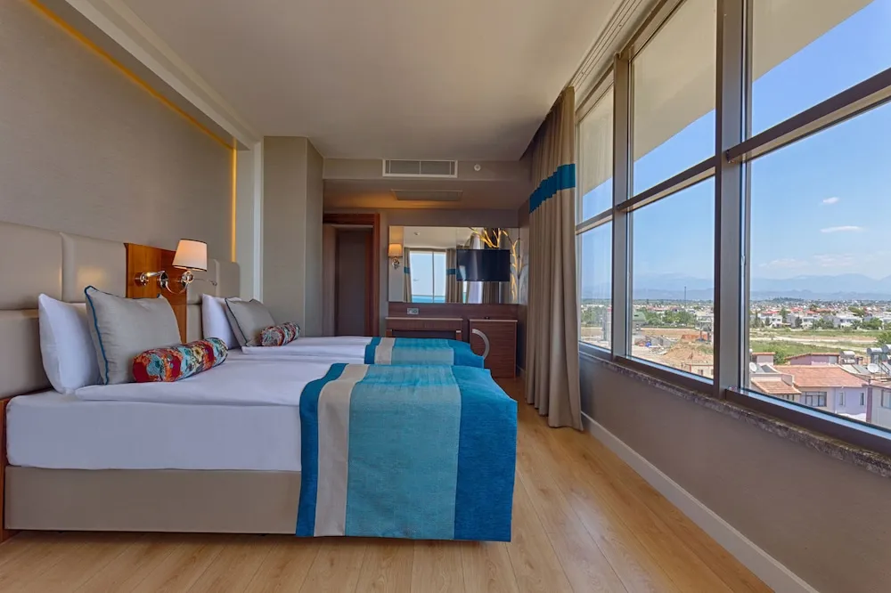 Standard Side Sea View Single Room