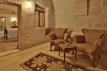 Jacob's Cave Suites
