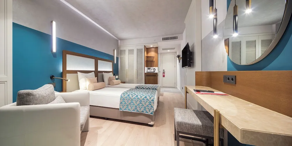 Standard Room Side Sea View