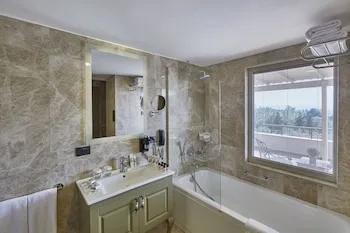 Ramada Resort by Wyndham Kazdağları Thermal and Spa