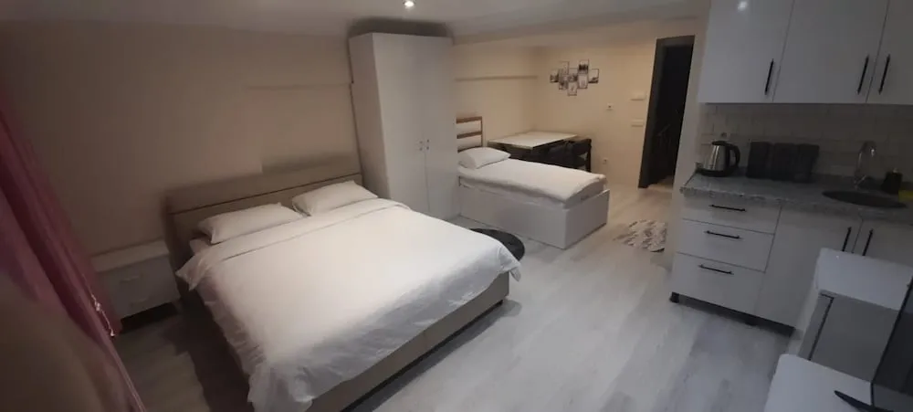 Deluxe Dört Kişilik Oda