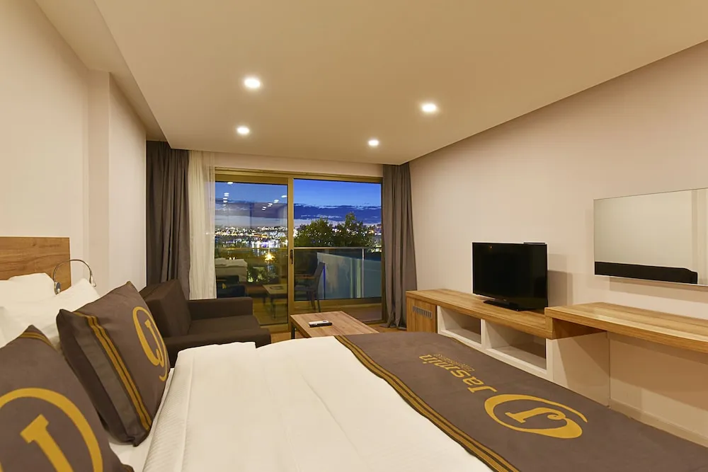 Studio Room with Seaview
