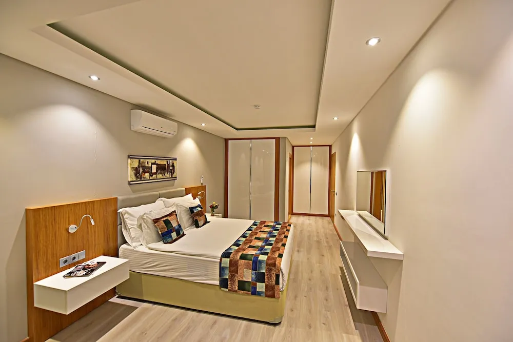 One bedroom Apartment Pool or Garden View