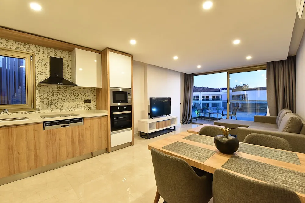 Two-Bedroom Apartment-Sea View