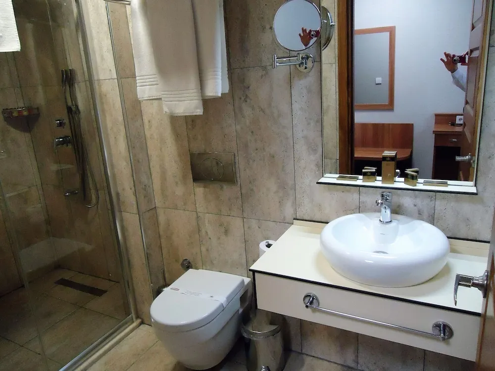 Standard Oda, 1 Yatak Odası, Tepe Manzaralı