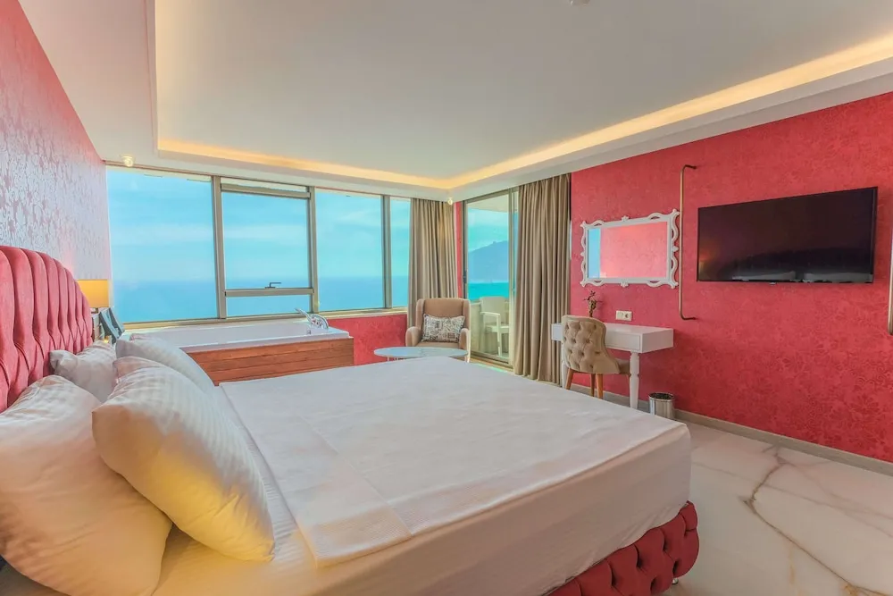 Honeymoon Tek Büyük Yataklı Oda, Deniz Manzaralı, Denize Sıfır