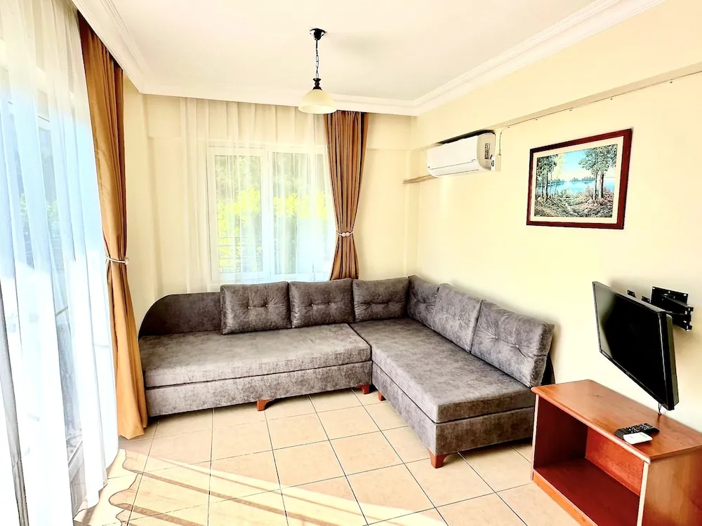 Standard Apart Daire, 1 Yatak Odası, Mutfak, Bahçe Manzaralı