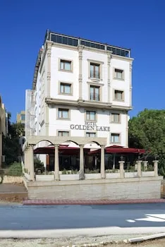Golden Lake Hotel