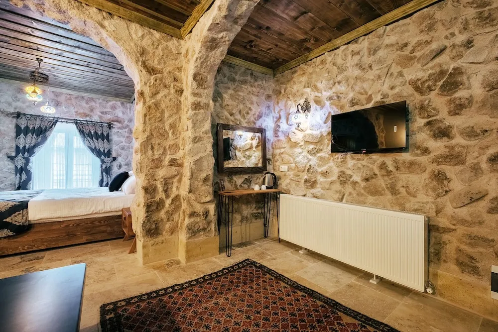 Üç Kişilik Oda, Balkon