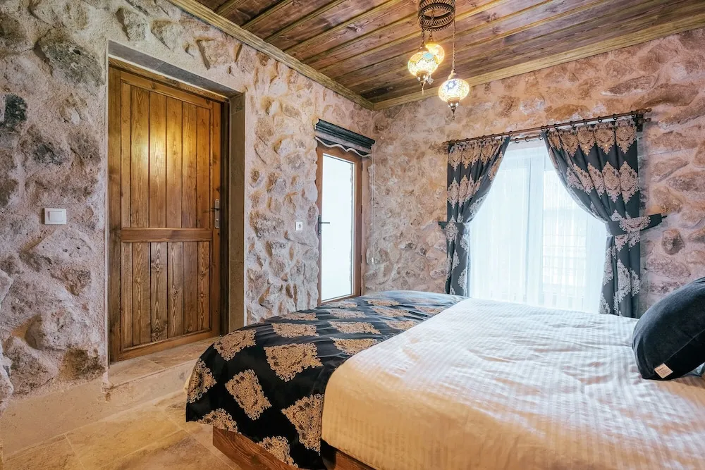 Üç Kişilik Oda, Balkon