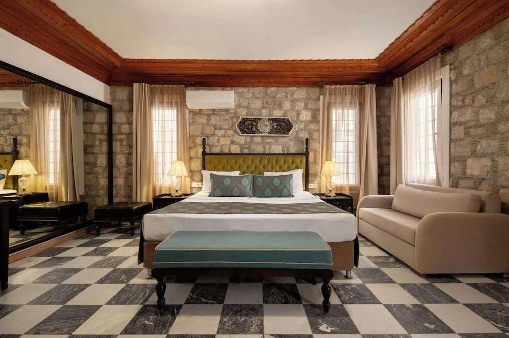 Accessible Room, Queen Bed