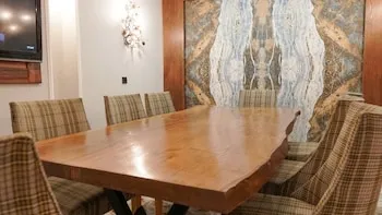 Arach Hotel Harbiye
