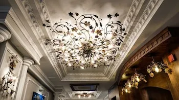 Arach Hotel Harbiye