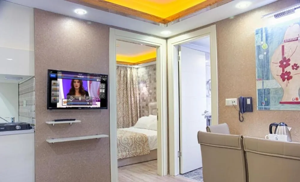 Classic Çatı Katı Süiti (Penthouse)