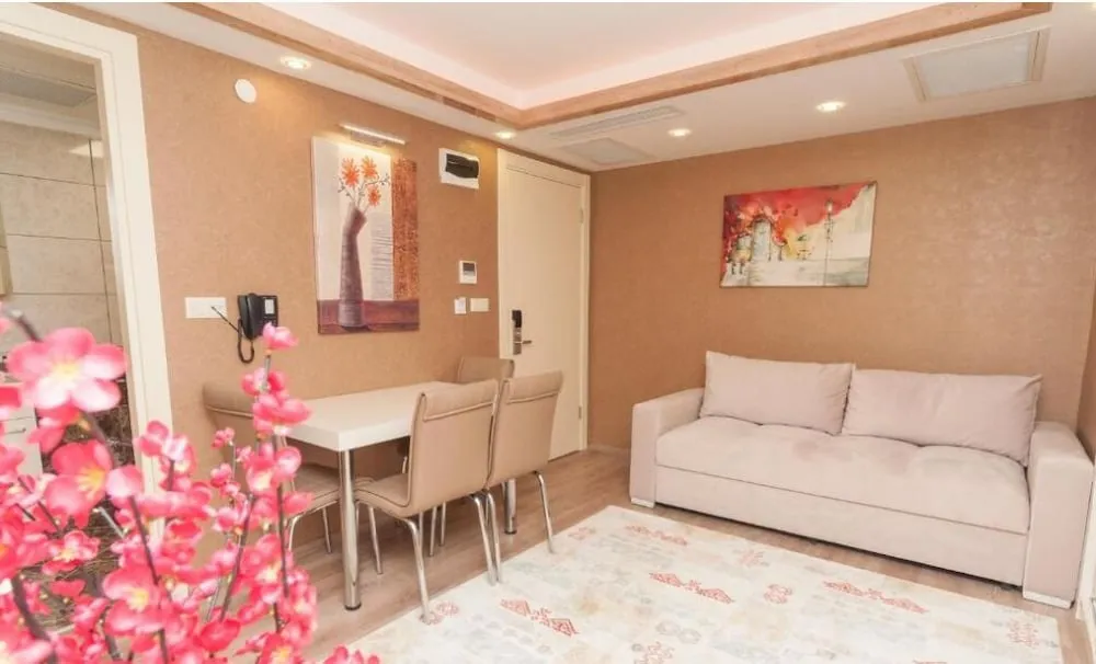 Classic Çatı Katı Süiti (Penthouse)