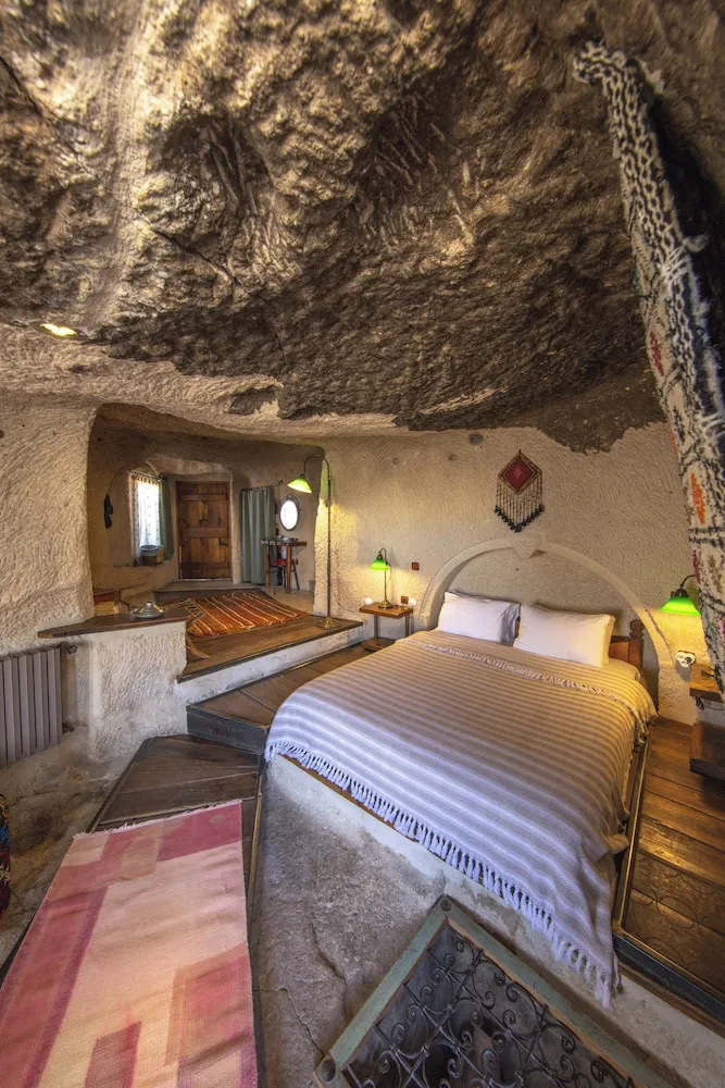 Fairy Chimney Suite 116