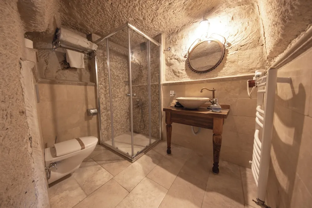 Fairy Chimney Suite 116