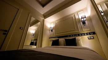 Mitra Otel