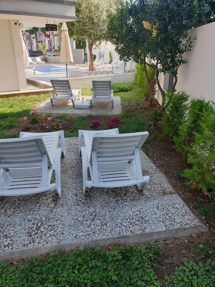 Standard Büyük Yataklı Tek Kişilik Oda