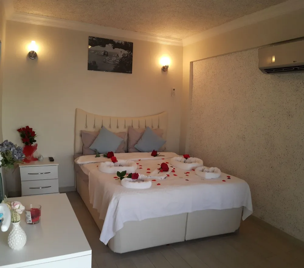 Standard Tek Büyük Yataklı Oda, Balkon, Deniz Manzaralı